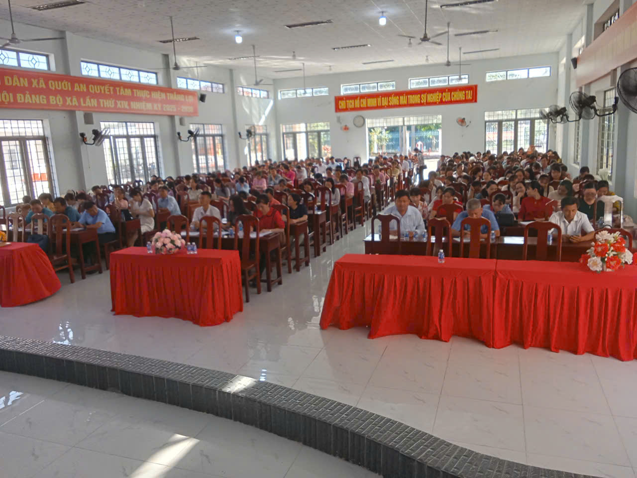 Quới An tổ chức hội nghị triển khai, quán triệt 04 Nghị quyết của Bộ Chính trị