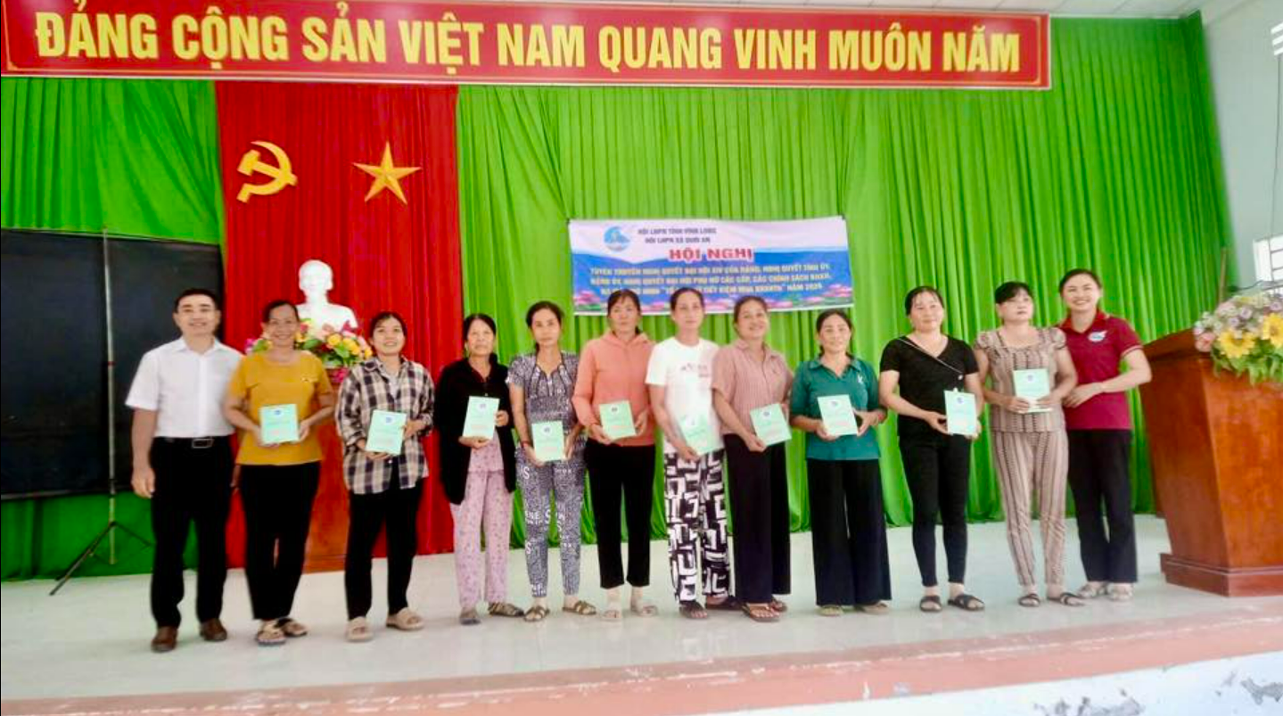 Hội LHPN xã Quới An đồng hành cùng hội viên tham gia BHXH tự nguyện