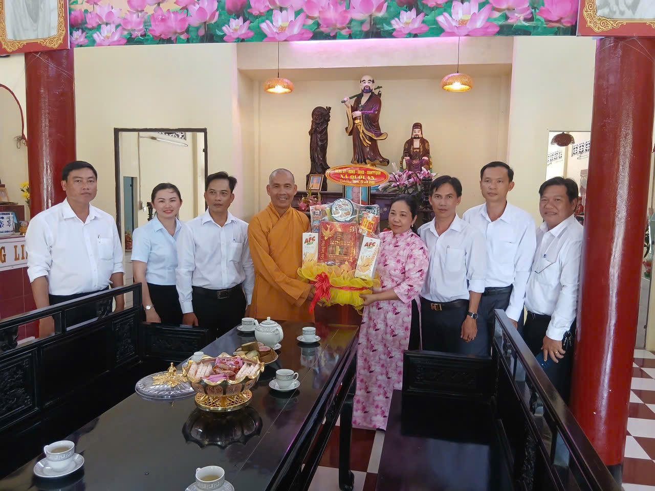 XÃ QUỚI AN TỔ CHỨC ĐOÀN THĂM HỎI, CHÚC MỪNG CÁC CHÙA NHÂN DỊP ĐẠI LỄ VU LAN NĂM 2025